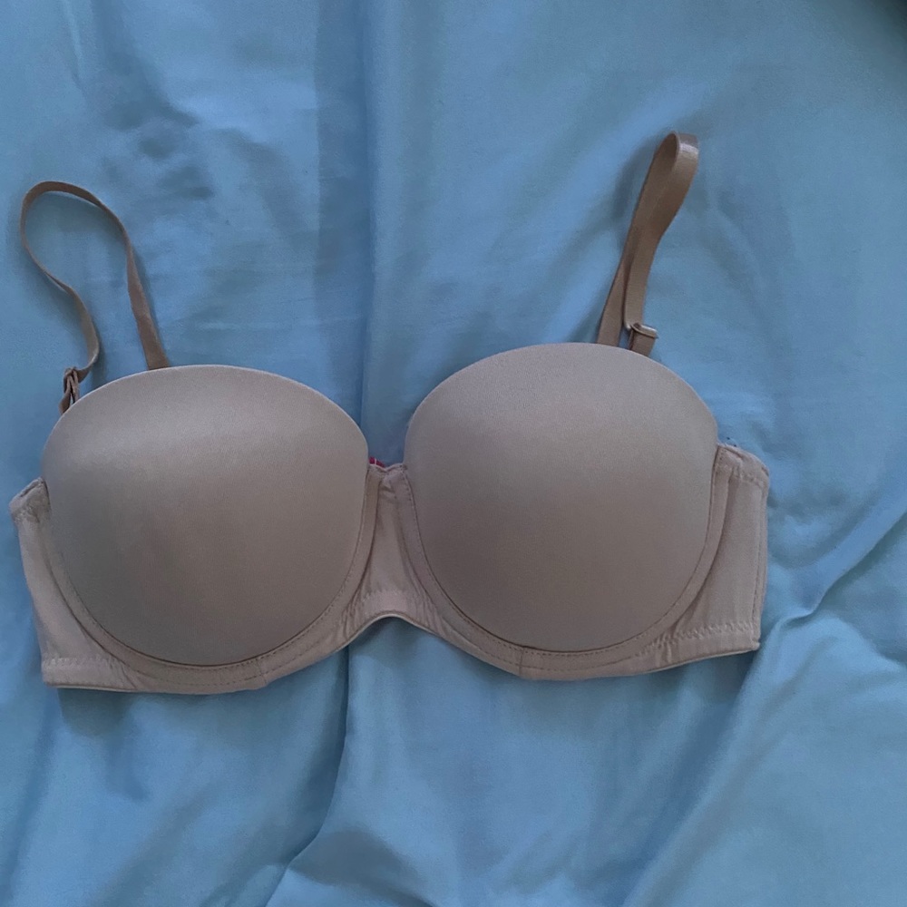 tan fruit of the loom strapless bra